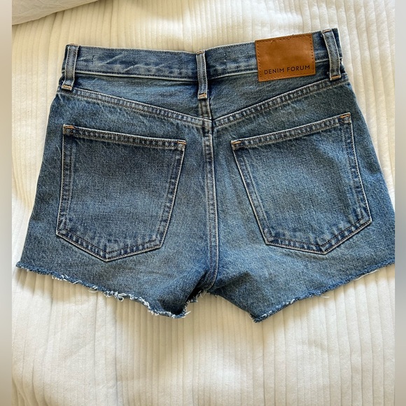 Aritzia Denim Forum Yoko Shorts - Picture 3 of 4